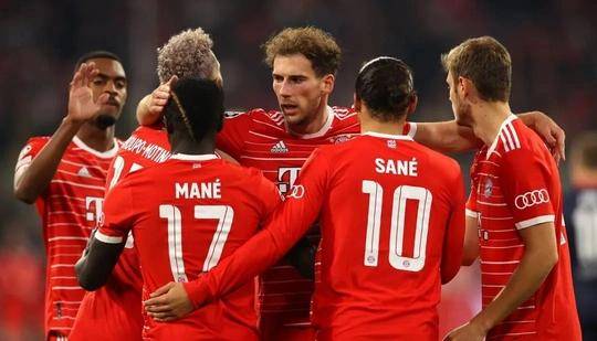 关于拜仁完胜莱比锡红牛,本泽马三分雨点燃全场的信息 关于拜仁完胜莱比锡红牛,本泽马三分雨点燃全场的信息