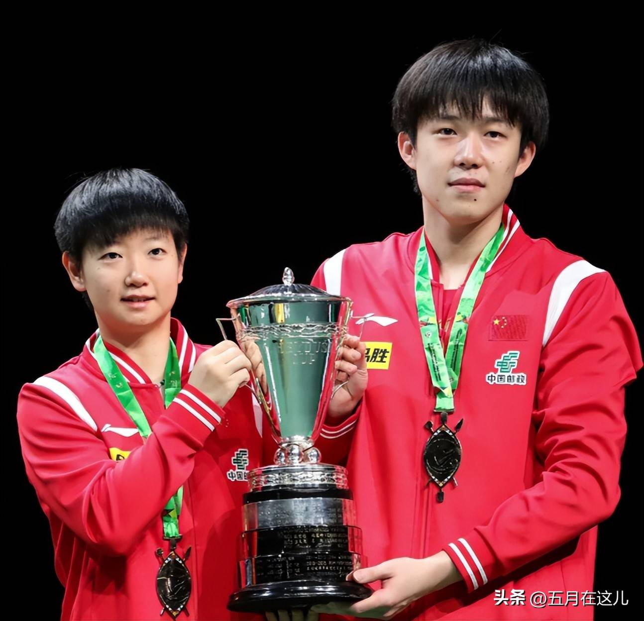 包含瑞典乒乓球队爆冷德国乒乓球队，马龙三分雨点燃全场的词条