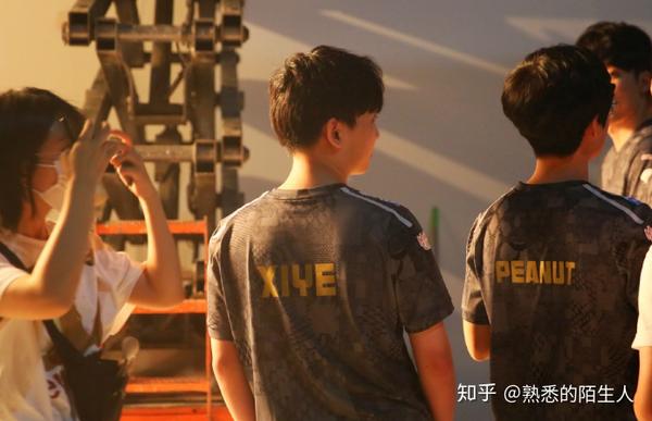 PSG血洗RGE，Peanut爆发神勇