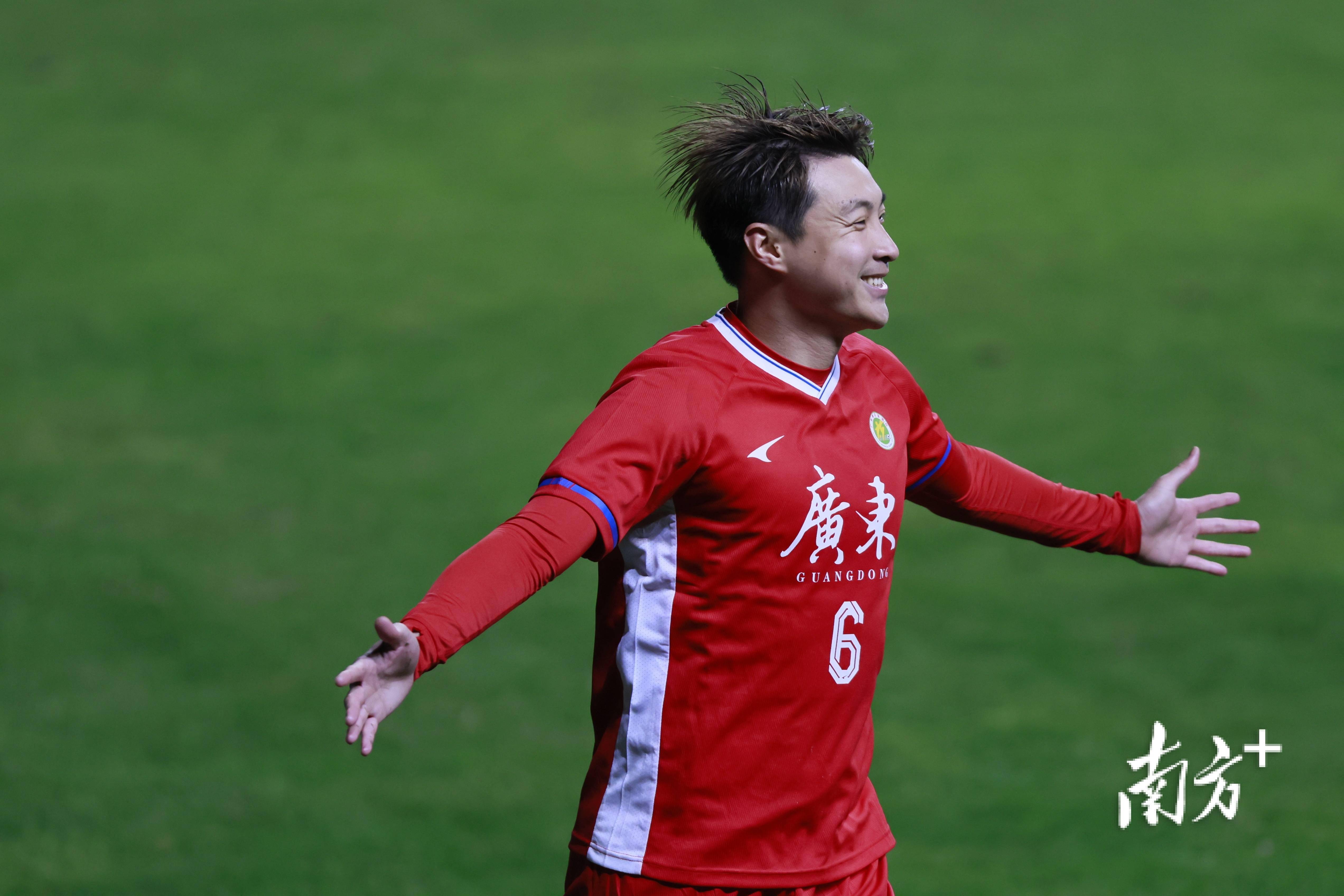 广东越秀山重夺胜利，实力雄厚