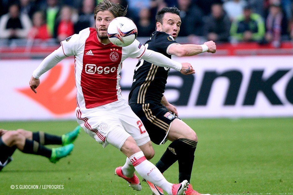 客场输球后，里昂足球队瞄准主场逆袭