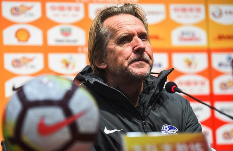 关于大连一方客场失利，积分垫底形势堪忧的信息