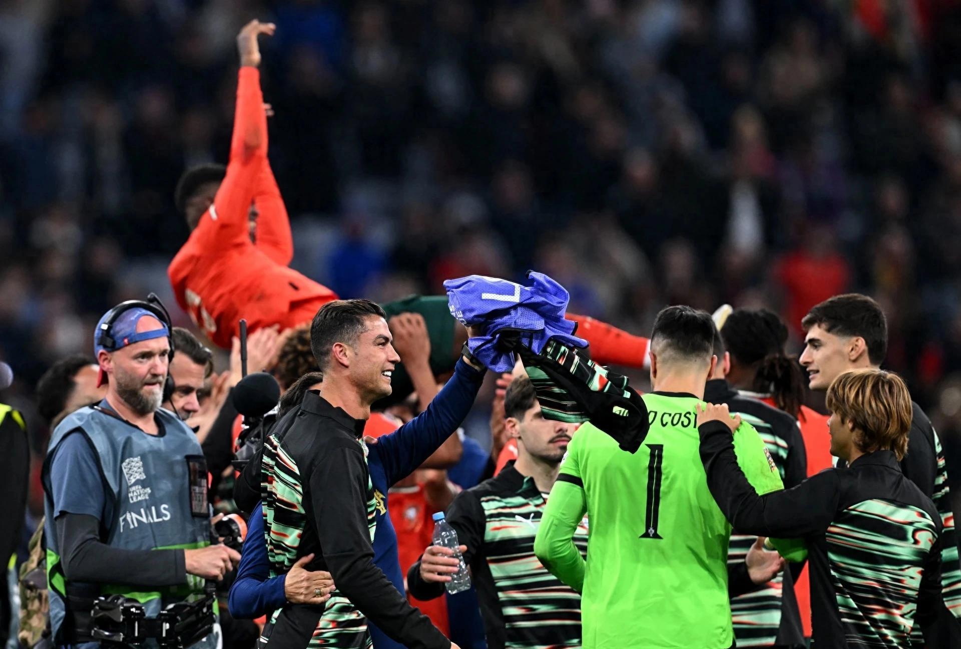 强强对决!欧洲国家队再闯高峰 强强对决!欧洲国家队再闯高峰